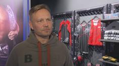 Pivo před zápasem v UFC? Tradice se nepodceňují, říká trenér Jiřího Procházky