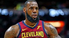 LeBron potvrdil výjimečnost! Vzal prestižní rekord Jordanovi