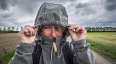Počasím zamává studená fronta. Prudký pokles teplot, déšť a bouřky