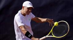 Svrčina nadále sní o Wimbledonu, dařilo se i tenistkám v Německu. Bouzková končí