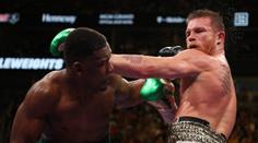 Jako v matrixu! Boxer rozdával údery, ani jednou soupeře netrefil