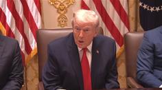 Trumpova cla ohrožují světovou ekonomiku. Jejich vývoj může zvrátit Kongres