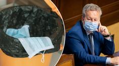 Máte Covid-19 nebo karanténu? Netřiďte odpad, vyzval ministr Brabec