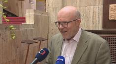 Válek létá hrát golf s šéfem IT firmy. Ta má zakázky od ministerstva i nemocnic