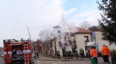 V rodinném domě vzplála televize, za pár minut hořelo celé přízemí