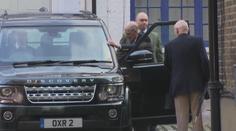 Manžel britské královny Alžběty princ Philip byl propuštěn z nemocnice