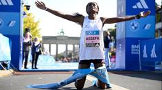 Světový rekord v maratonu pokořen! Etiopanka ho vylepšila o více než dvě minuty