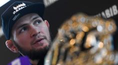 Khabib zareagoval na trest a teď trucuje! Za reakci to pěkně schytal