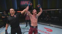 Druhý zápas Davida Dvořáka v UFC: Skvělá taktika i kopy pod koleno