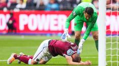 Nešťastník Coufal! West Ham sahal po výhře, český bek si dal vlastňáka