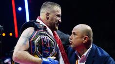 Šok u Bílého domu. Gaethje zničil Topuriu, Pereira padl. Trump gratuloval přímo v kleci