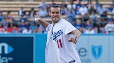 Drž se radši fotbalu. Americká MLB se směje Garethu Baleovi. Pokazil nadhoz