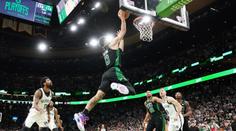 Nádherný koš s klaksonem. Tatum rozhodl první duel favoritů stylově
