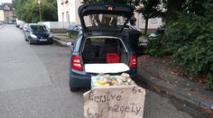 Muž na drogách prodával u školy bagety, neměl povolení ani řidičák