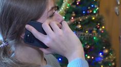 Češi na Štědrý den méně telefonovali. Na popularitě ztrácejí i SMS zprávy