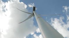 Den větru přilákal davy. Lidé objevovali útroby elektráren