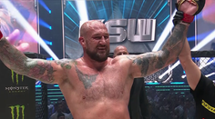 De Fries podesáté obhájil titul v KSW. Šampionem zůstává i Wikłacz