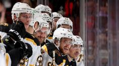 Pastrňák s Noskem bodově pomohli k výhře Bostonu, Nečas rozhodl na ledě LA