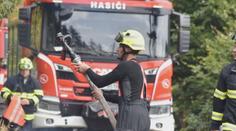 Policista měl na Karlovarsku schválně zapálit les. Chtěl jsem být akční, řekl