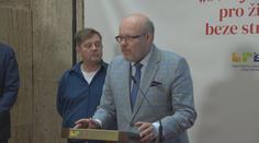 Ministerstvo spustilo očkovací kampaň. Tváří je herec Petr Čtvrtníček