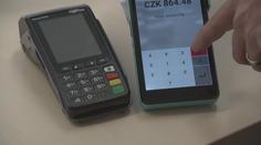 PIN se při platbě bude zadávat jinak! "Všechny to zmate," rozčilují se lidé