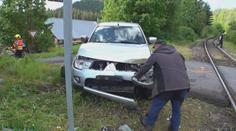 Na Jablonecku se srazil vlak s autem. Signalizace nefungovala, tvrdí svědci