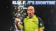 Skvělý van Gerwen dominoval i v Glasgow. Vede celou Premier League
