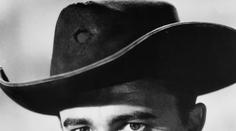 Smutná zpráva: Zemřel poslední ze Sedmi statečných Robert Vaughn