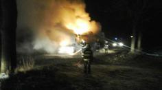 U Šumperka zcela shořel autobus, škoda jde do milionů!