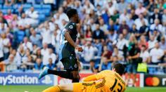 Trapas, střídáme, zavelel Zidane! Gólman Courtois šel ze hřiště v půli!