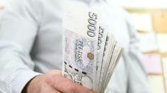 ČNB vydá speciální bankovky. Zavedla ale pro lidi limit