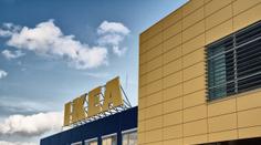 IKEA varuje před vlastním výrobkem. Nebezpečné zrcadlo může spadnout ze zdi