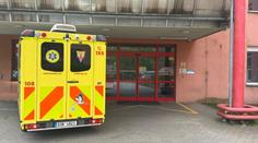 Drama v obří koloně u Brna: Mezi auty kličkovala sanitka s miminkem v inkubátoru