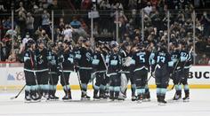 Seattle má historicky první výhru v přípravě NHL. Za Sharks skóroval Raška