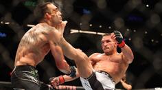 UFC 274: Chandler si připsal brutální KO, Oliveira uspěl v titulovém zápase