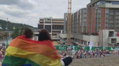 Prague Pride pokračuje. Desítky tisíc lidí se vydaly na tradiční průvod