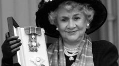 Zemřela herečka Joan Plowrightová. Hrála v desítkách známých filmů