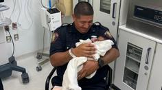 Policista chytil v New Jersey kojence shozeného z balkonu, je hrdinou
