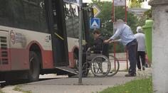 Vozíčkáři jsou zoufalí, Praha zrušila speciální linku pro hendikepované