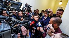 Jsem dobrý táta, hájil se před soudem Babiš. Expremiér se neubránil slzám