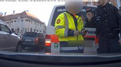 VIDEO: Řidič sanitky vezl pacienta opilý! Testy potvrdily i drogy