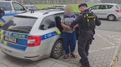 V Ostravě řádili falešní policisté. Měli přepadnout muže a ukrást mu věci