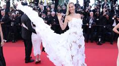 Jako víla z pohádky. Petra Němcová oslnila na světovém festivalu