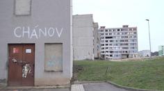 Jak dnes vypadá Chanov? Město chce lidi nacpat do kontejnerů!