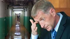 Janoušek zůstane ve vězení. Přerušení trestu mu soud zamítl