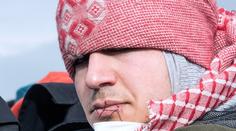 Bourání tábora v Calais: Uprchlíci protestují SEŠITÝMI ÚSTY