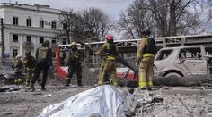 Je to válečný zločin, kritizují západní lídři útok na Sumy. Počet obětí vzrostl na 34