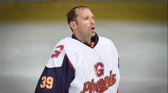 Petr Čech zářil mezi hvězdami NHL. V charitativním zápase inkasoval pouze jednou