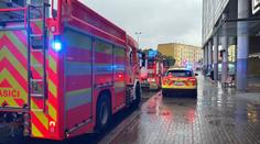 Panika v pražském metru. Pod soupravu spadl člověk, doprava kvůli tomu stála
