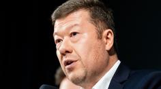 Policie navrhla obžalovat Okamuru kvůli kontroverzním plakátům. Hrozí mu vězení